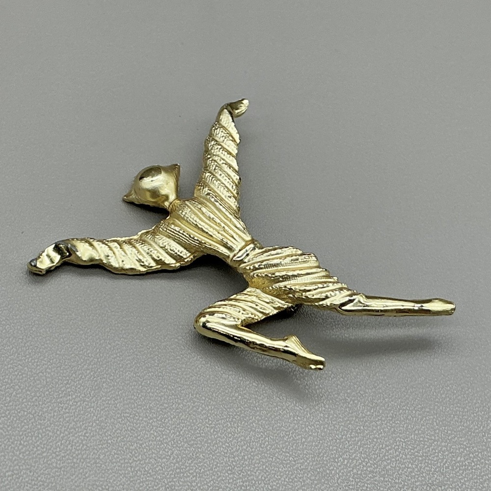 Gold‎ Tone Dancer Brooch Pin Modernist Ballet Figure Costume Jewelry Abstract 2"